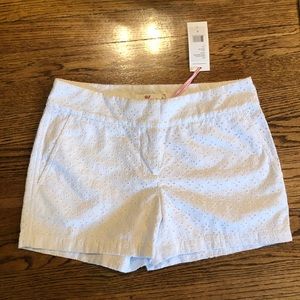 Vineyard vines patterned brand new white shorts